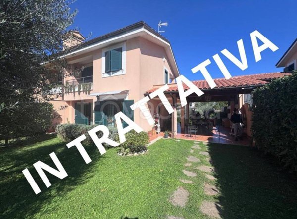 casa indipendente in vendita a Grottaferrata in zona Molara