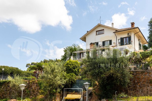 casa indipendente in vendita a Grottaferrata in zona Molara