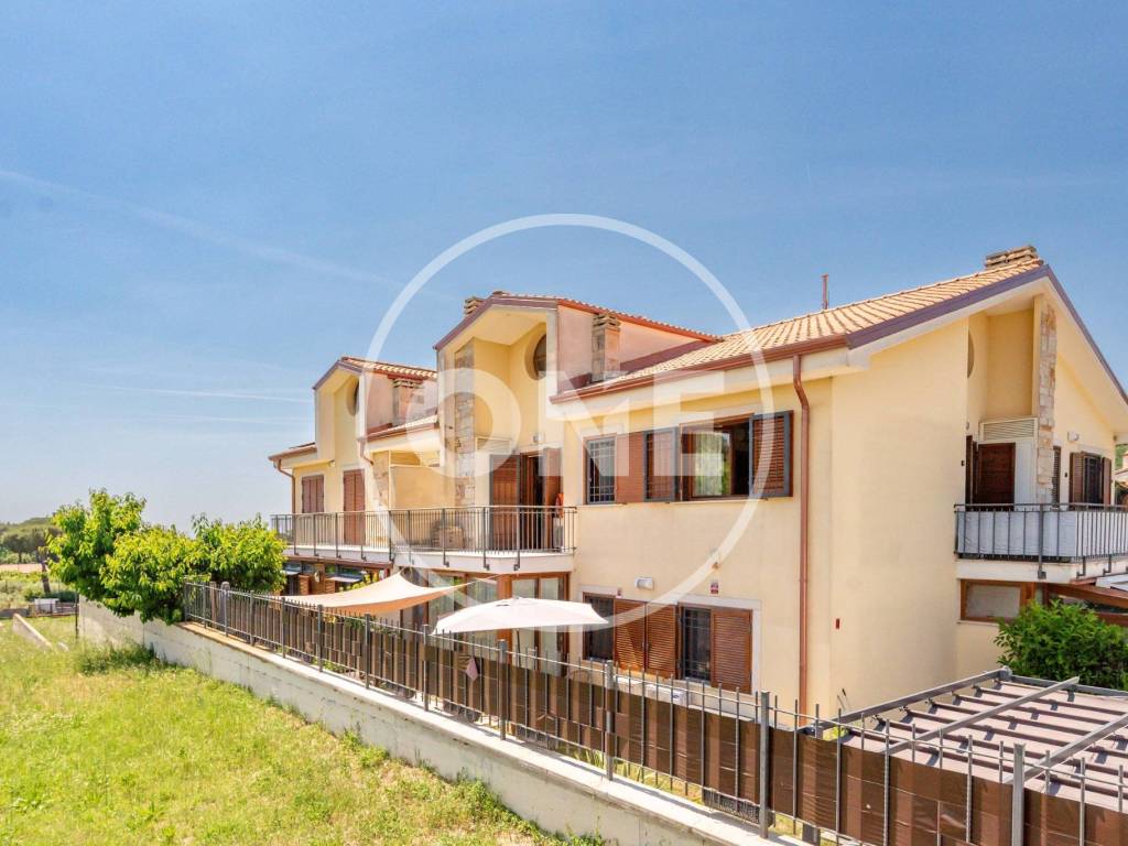 appartamento in vendita a Grottaferrata in zona Molara