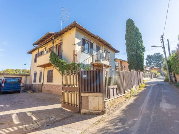 appartamento in vendita a Grottaferrata in zona Molara