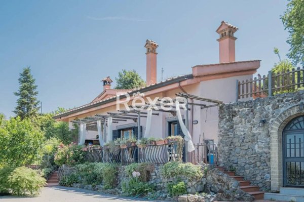 casa indipendente in vendita a Grottaferrata