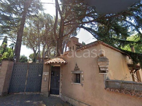 casa indipendente in vendita a Grottaferrata in zona Molara