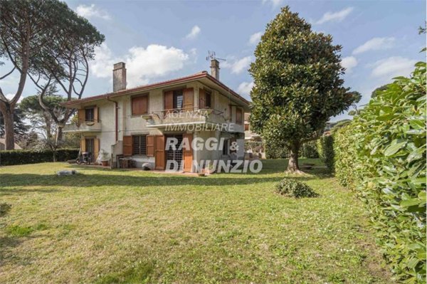 casa indipendente in vendita a Grottaferrata