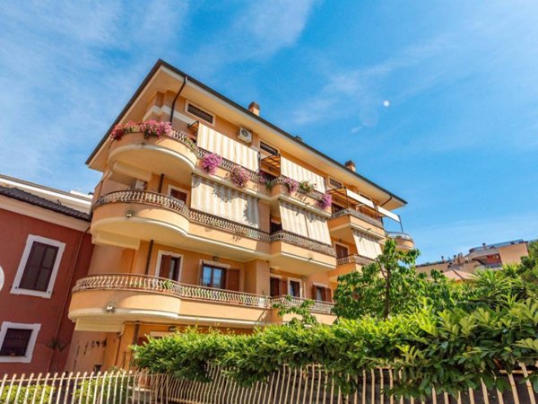 appartamento in vendita a Grottaferrata in zona Molara