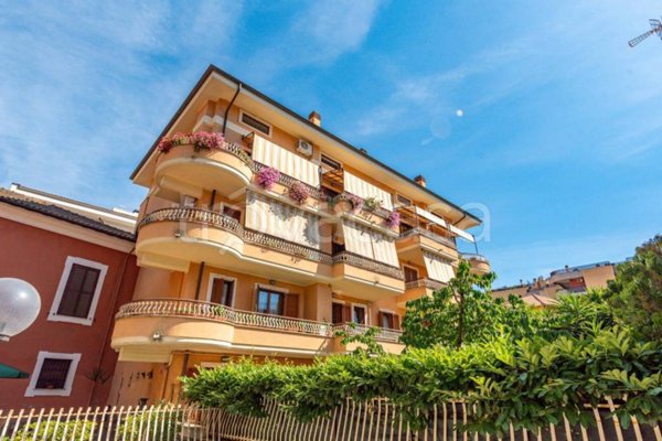 appartamento in vendita a Grottaferrata in zona Molara