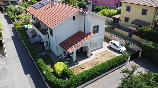 casa indipendente in vendita a Grottaferrata in zona Molara