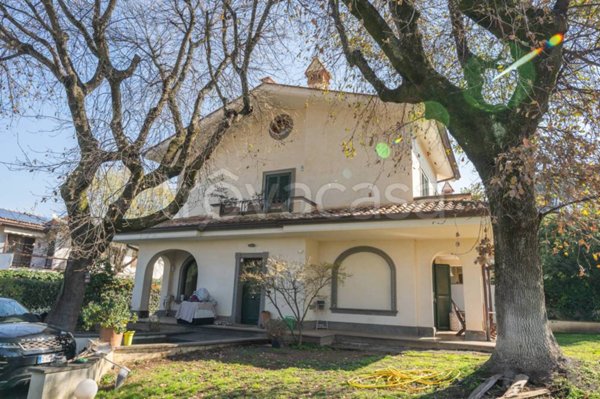 casa indipendente in vendita a Grottaferrata in zona Molara