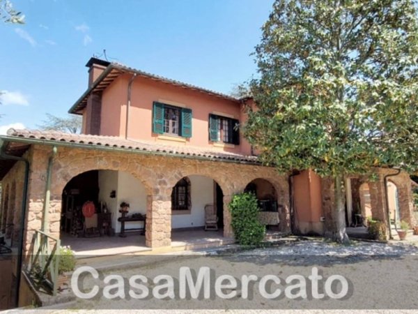 casa indipendente in vendita a Grottaferrata in zona Molara