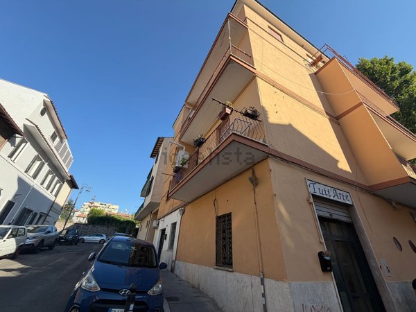 locale commerciale in vendita a Grottaferrata