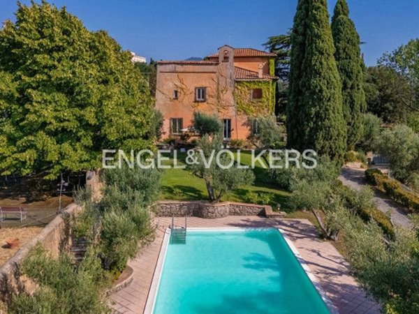 casa indipendente in vendita a Grottaferrata in zona Molara