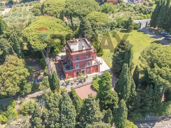 casa indipendente in vendita a Grottaferrata