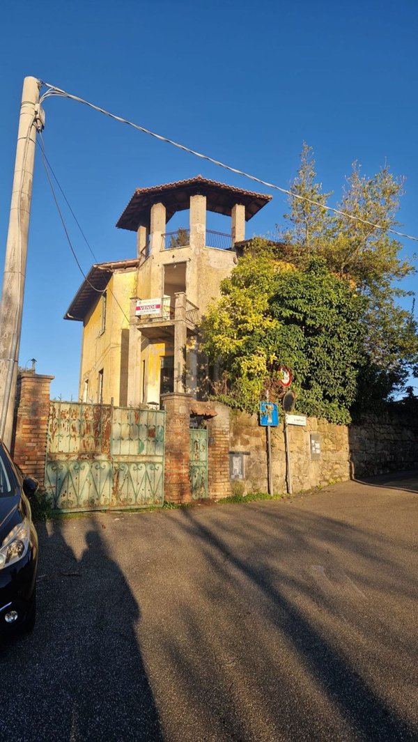 casa indipendente in vendita a Grottaferrata in zona Molara