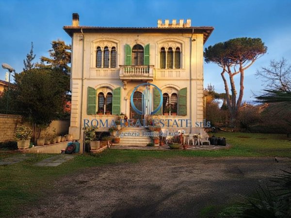 casa indipendente in vendita a Grottaferrata in zona Molara