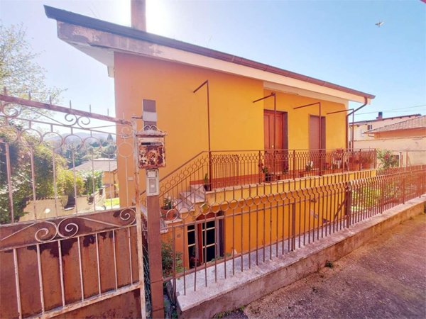 quadrivano in vendita a Grottaferrata