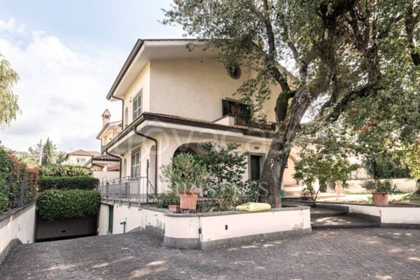 casa indipendente in vendita a Grottaferrata in zona Molara
