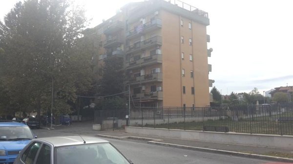 appartamento in vendita a Guidonia Montecelio