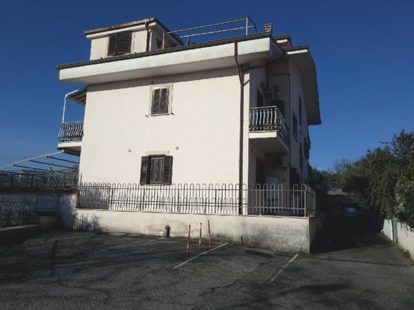 appartamento in vendita a Guidonia Montecelio