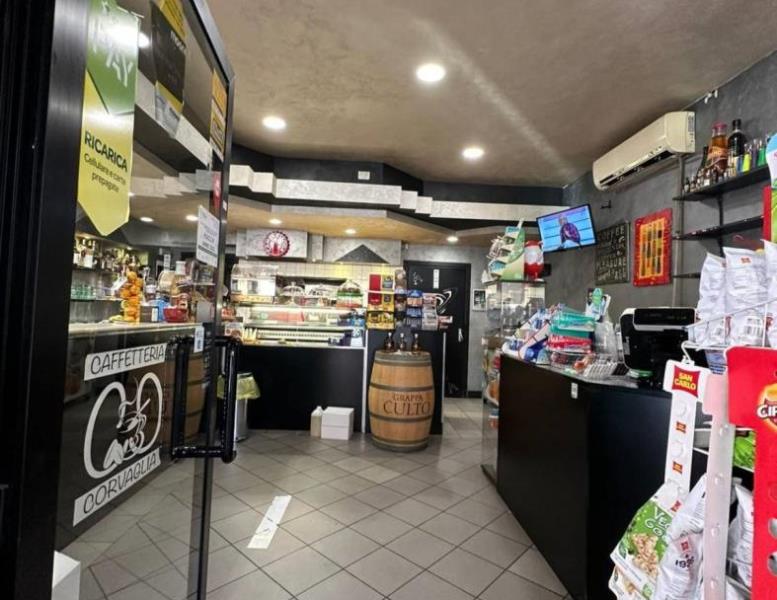 negozio in vendita a Guidonia Montecelio
