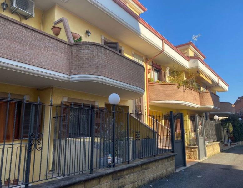 appartamento in vendita a Guidonia Montecelio in zona Guidonia