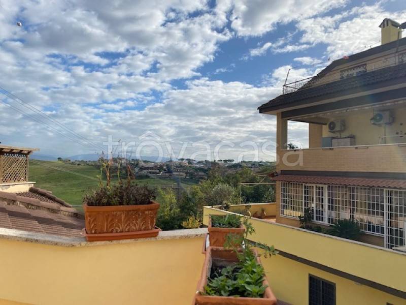 appartamento in vendita a Guidonia Montecelio in zona Colleverde