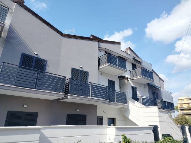 appartamento in vendita a Guidonia Montecelio in zona Guidonia