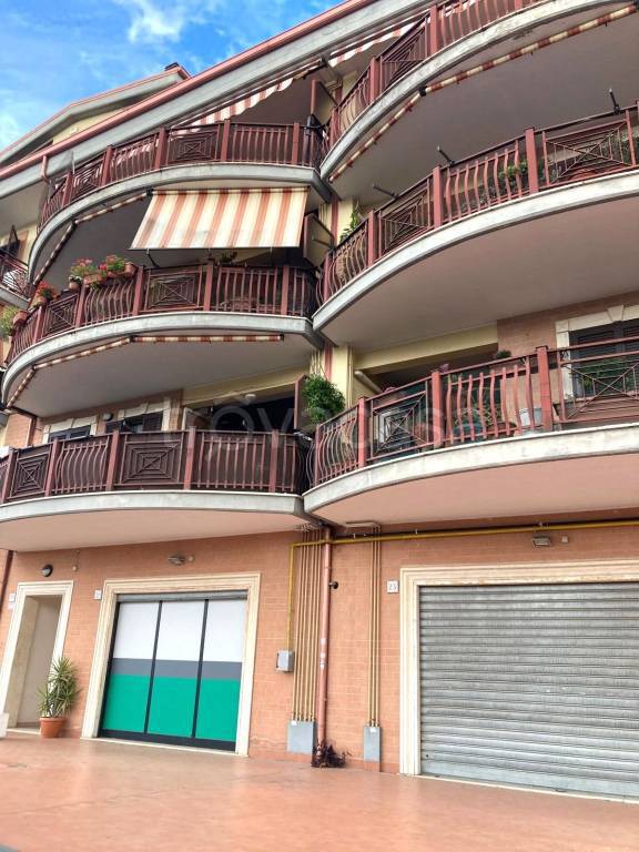 appartamento in vendita a Guidonia Montecelio in zona Montecelio
