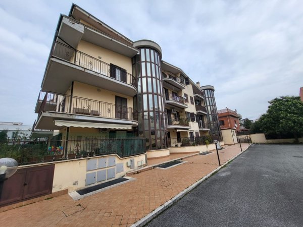 appartamento in vendita a Guidonia Montecelio