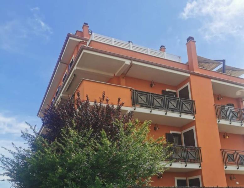 appartamento in vendita a Guidonia Montecelio in zona Guidonia