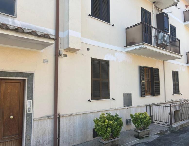 appartamento in vendita a Guidonia Montecelio in zona Villanova