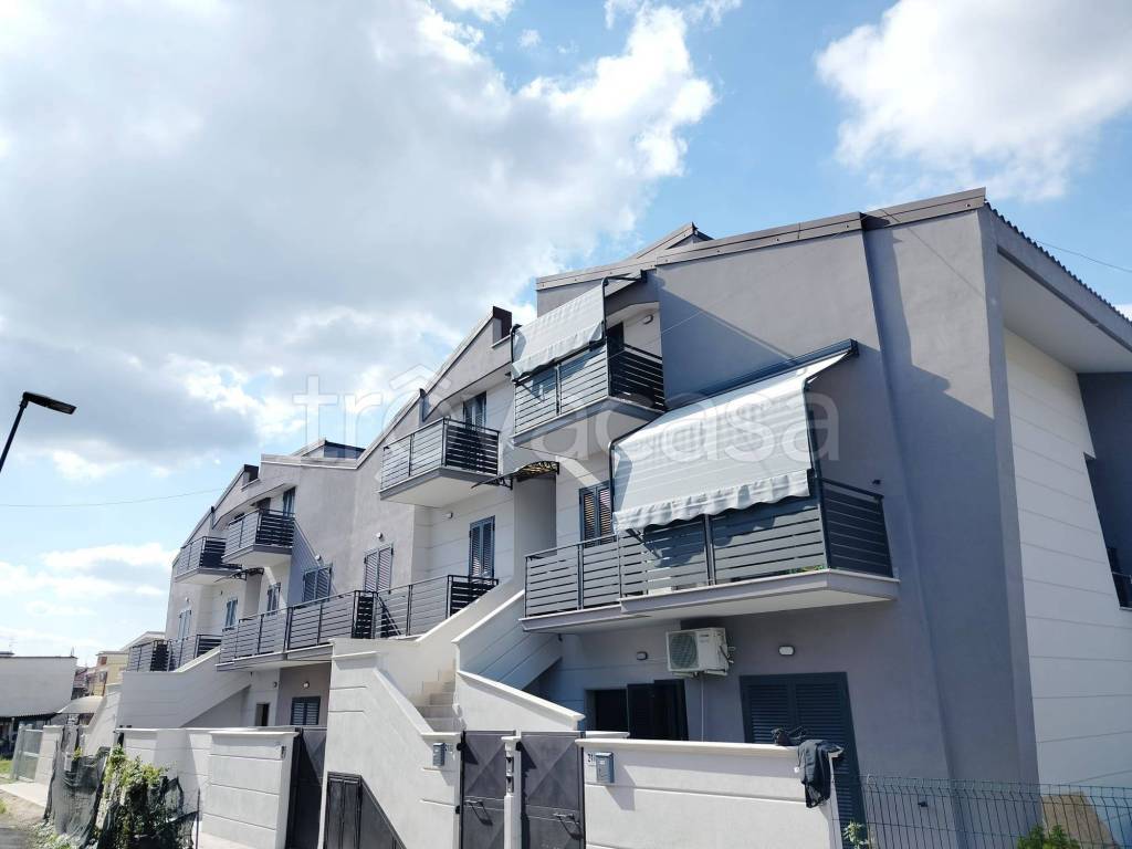appartamento in vendita a Guidonia Montecelio in zona Villalba