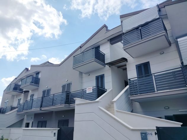 appartamento in vendita a Guidonia Montecelio in zona Guidonia