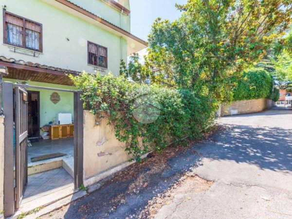 appartamento in vendita a Guidonia Montecelio in zona Colleverde