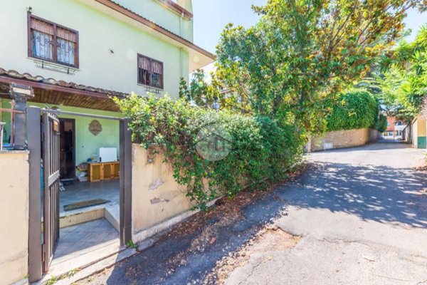 appartamento in vendita a Guidonia Montecelio in zona Colleverde
