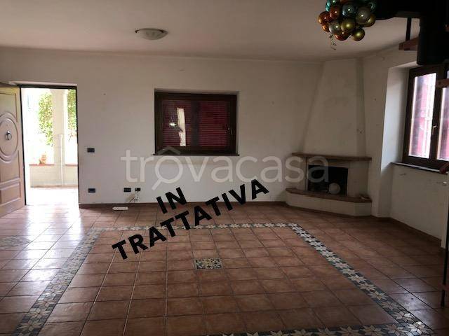 casa indipendente in vendita a Guidonia Montecelio in zona Pichini