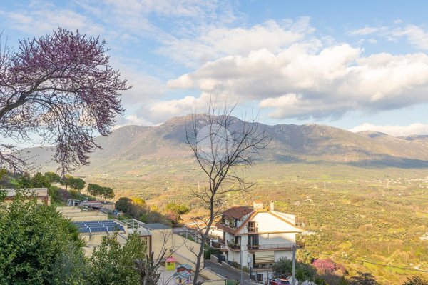 appartamento in vendita a Guidonia Montecelio in zona Montecelio