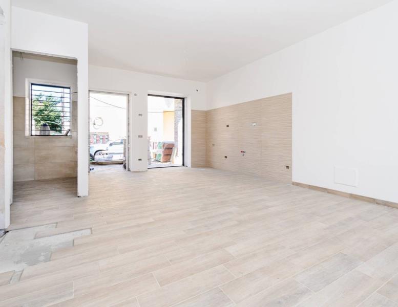 casa indipendente in vendita a Guidonia Montecelio in zona Colle Fiorito