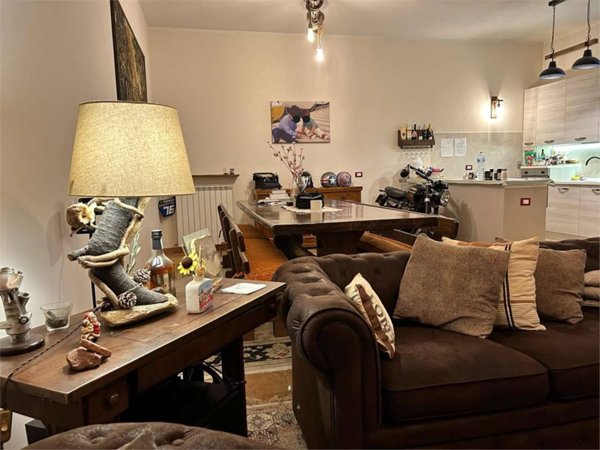 casa indipendente in vendita a Guidonia Montecelio in zona Guidonia