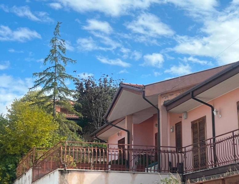 casa indipendente in vendita a Guidonia Montecelio