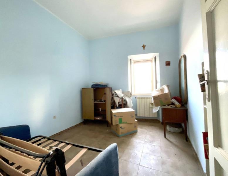 casa indipendente in vendita a Guidonia Montecelio in zona Montecelio