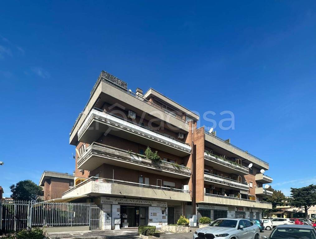 appartamento in vendita a Guidonia Montecelio in zona Villanova