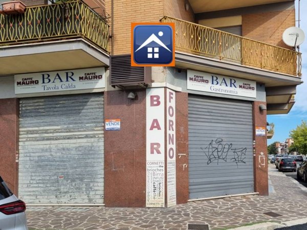 negozio in vendita a Guidonia Montecelio in zona Villalba