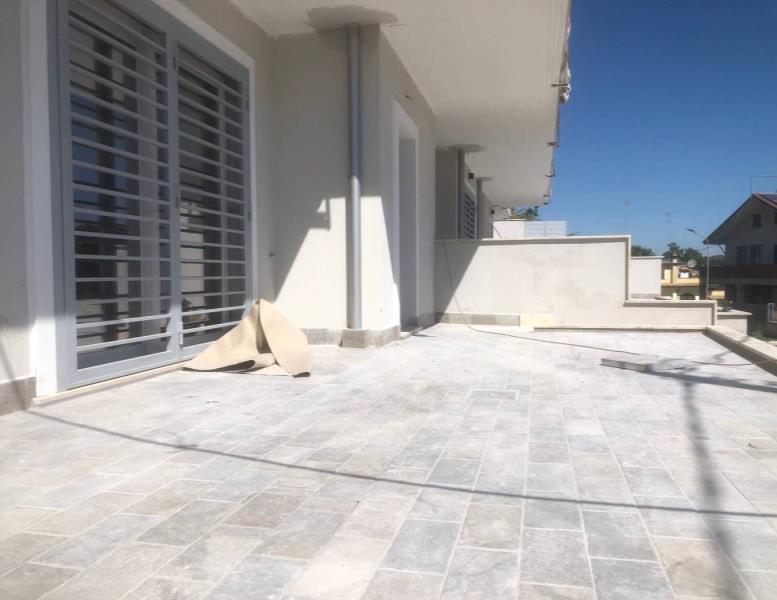 casa indipendente in vendita a Guidonia Montecelio in zona Pichini