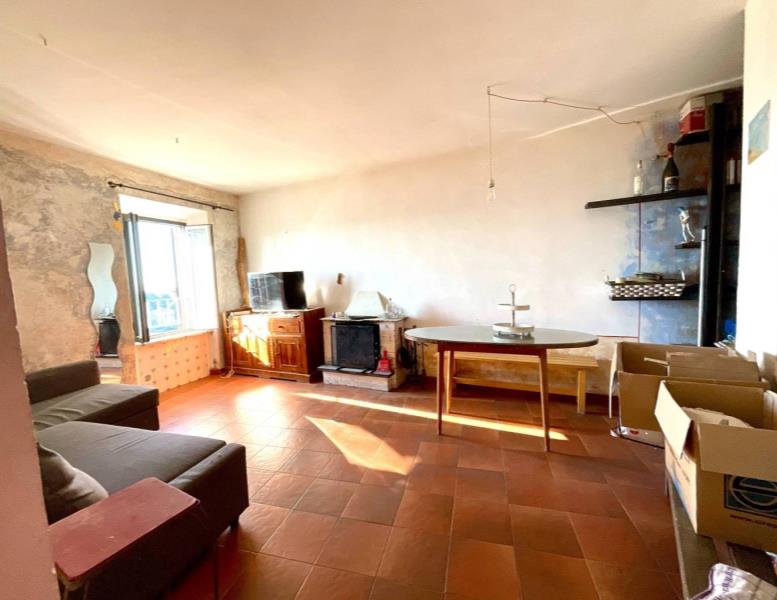 casa indipendente in vendita a Guidonia Montecelio in zona Montecelio
