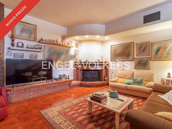 casa indipendente in vendita a Guidonia Montecelio in zona Marco Simone