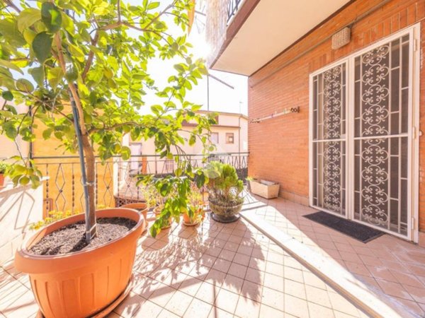 appartamento in vendita a Guidonia Montecelio in zona Villanova