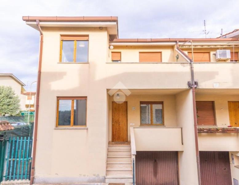 casa indipendente in vendita a Guidonia Montecelio