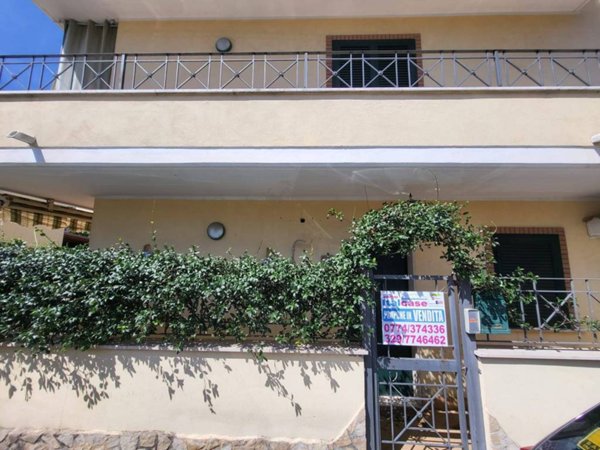 appartamento in vendita a Guidonia Montecelio in zona Villalba