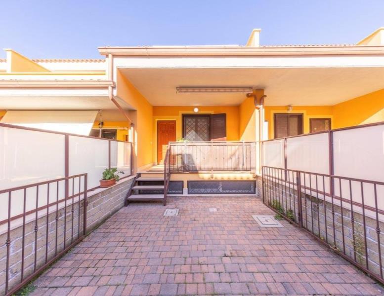 casa indipendente in vendita a Guidonia Montecelio