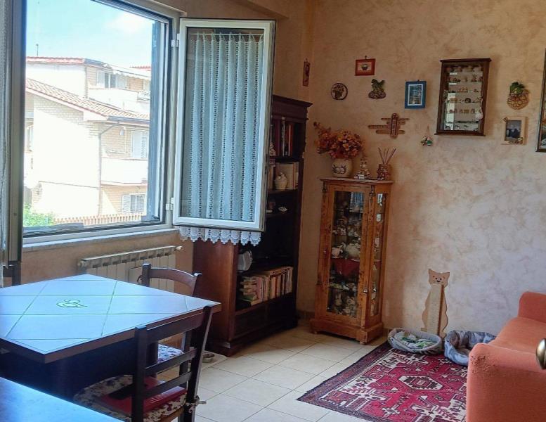 appartamento in vendita a Guidonia Montecelio in zona Guidonia