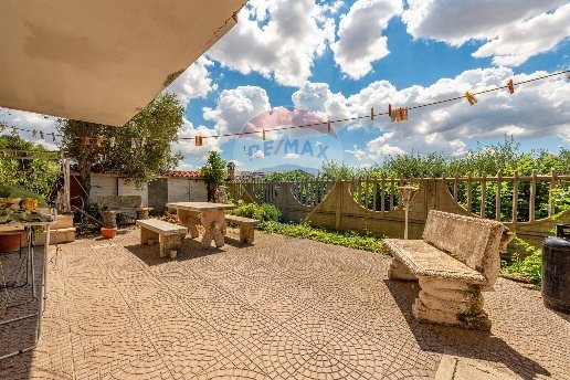 appartamento in vendita a Guidonia Montecelio in zona Marco Simone